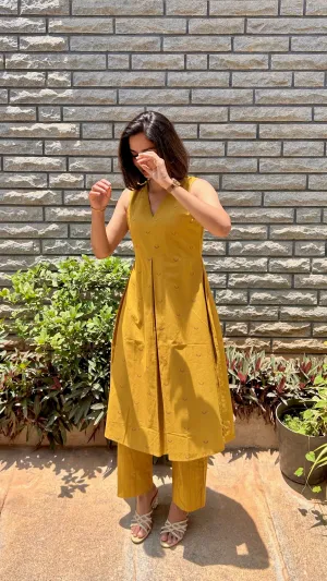Anjali Handloom 2Pc Set - 2 Colours